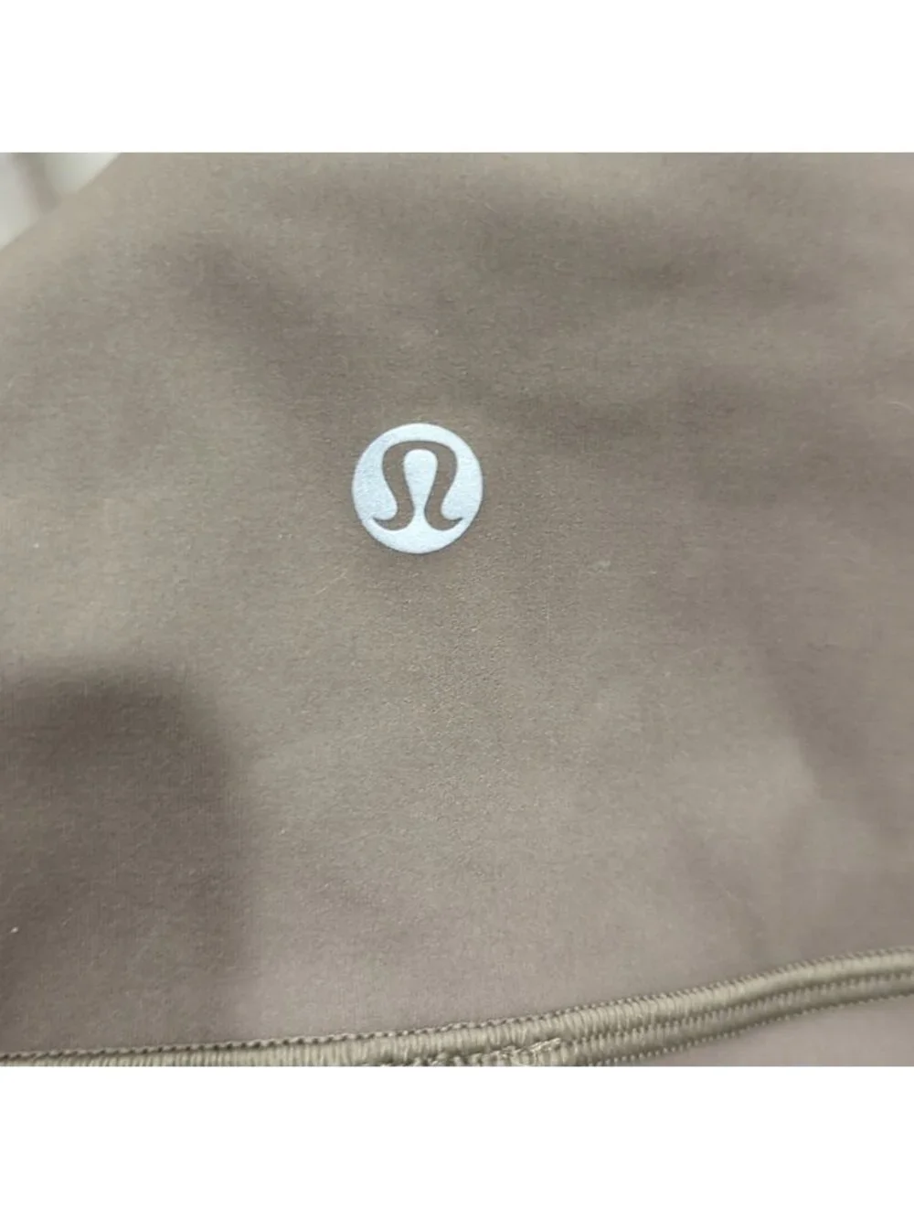 Lululemon In Movement Crop *Everlux 19